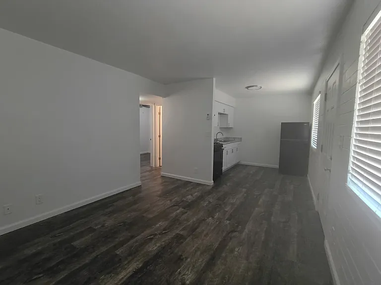 6423 S 10th St #3 — Photo 4