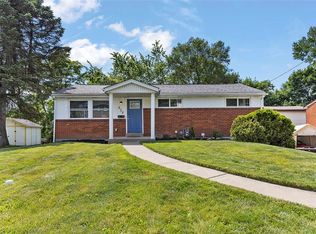 858 Cottonwood Dr, Monroeville, PA