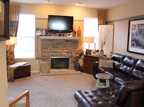 2nd image of 247 Garden Dr
