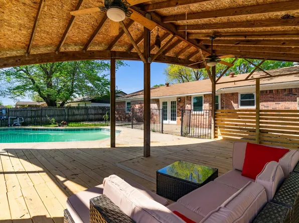 6620 Bernadine Dr, Fort Worth, TX 76148