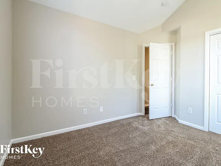 3904 Melco Ct — Photo 11