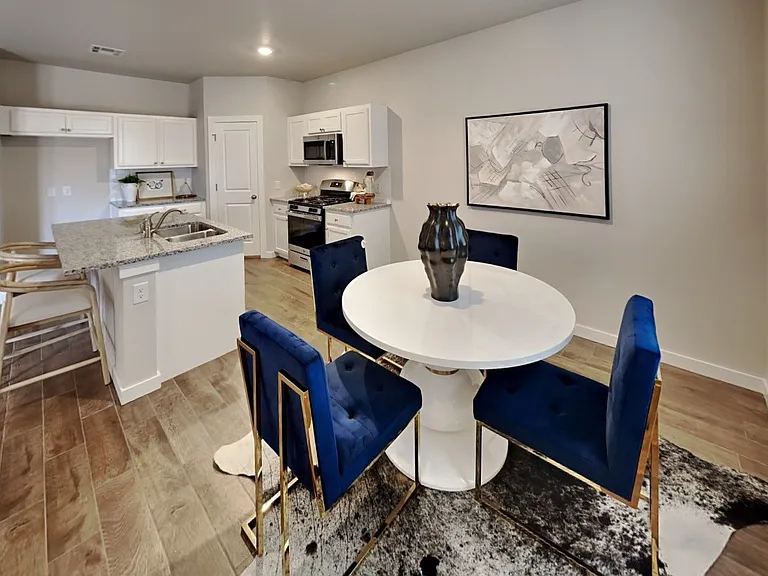 12405 Armstrong Dr — Photo 9
