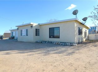 59861 Lutz Rd, Landers, CA 92285