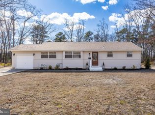 8 Penn Rd, Voorhees, NJ 08043