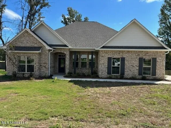 211 Copper Creek Dr, Clinton, MS 39056