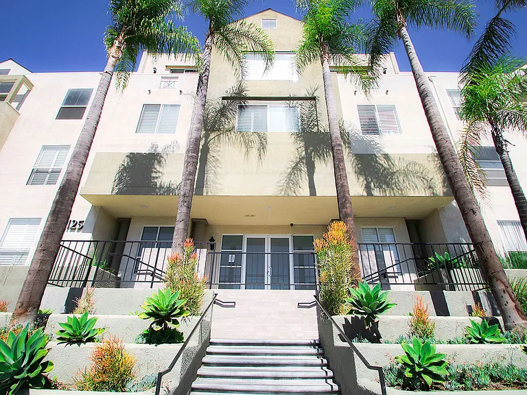 Entrance of Palms Court Apartments.