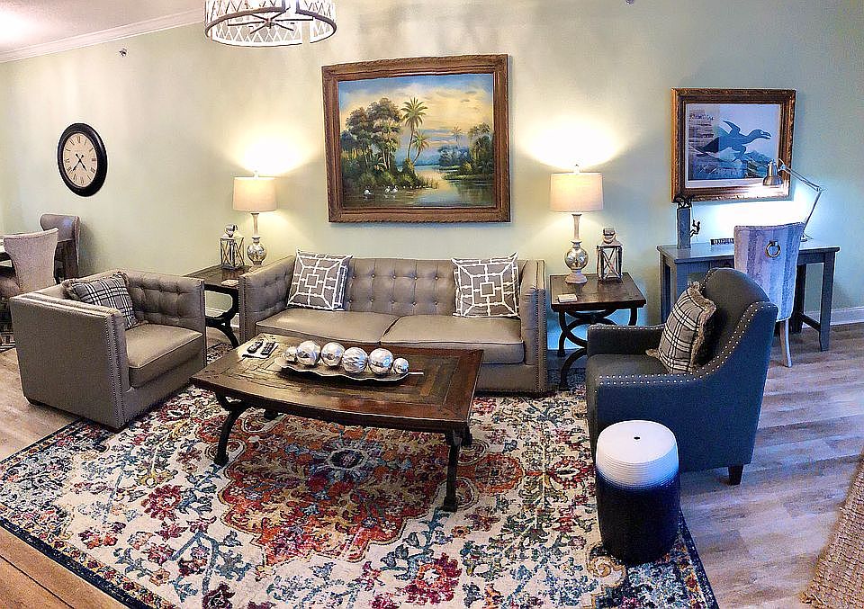 Family rm- leather furniture