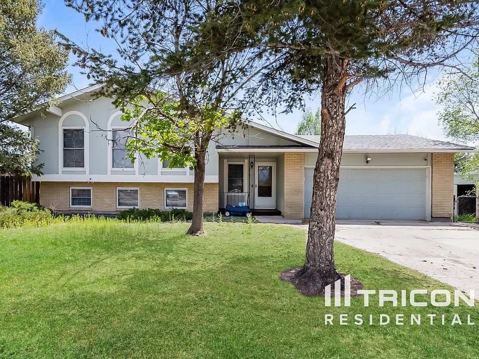 1st image of 2910 Monica Dr W