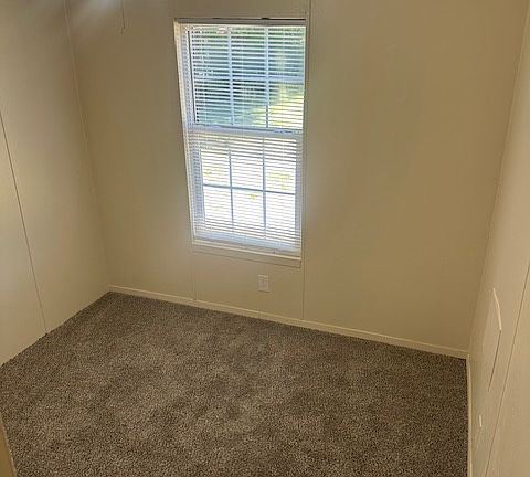 5th image of 3553 Reeves Mill Rd