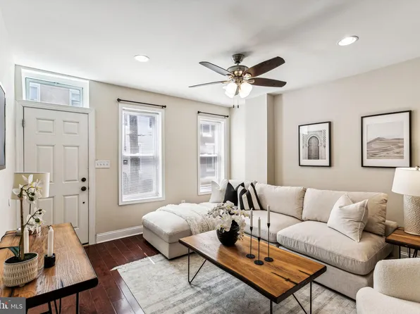 435 Daly St, Philadelphia, PA 19148