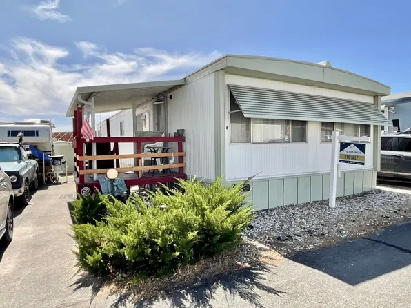 6 Mobile Manor Dr, Reno, NV 89506