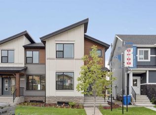 3575 N Chestermere Blvd, Chestermere, AB T1X1L6