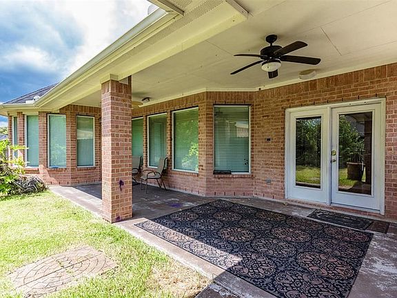 3rd image of 2628 Santo Domingo Dr