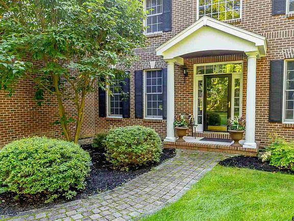 2nd image of 15 Stony Brook Dr