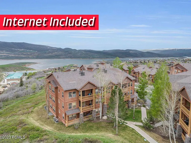 1800 W Fox Bay Dr #C103 — Photo 1