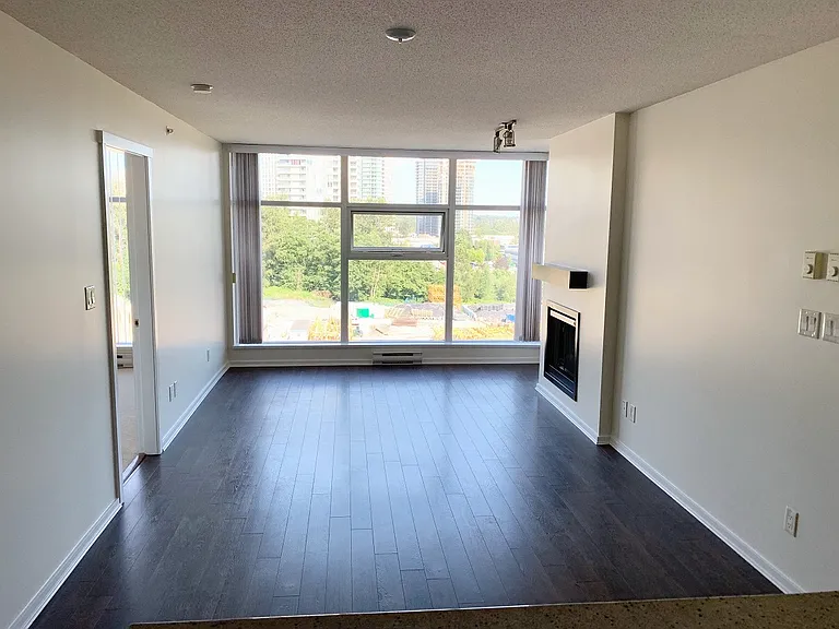 2289 Yukon Cres #1105 — Photo 8