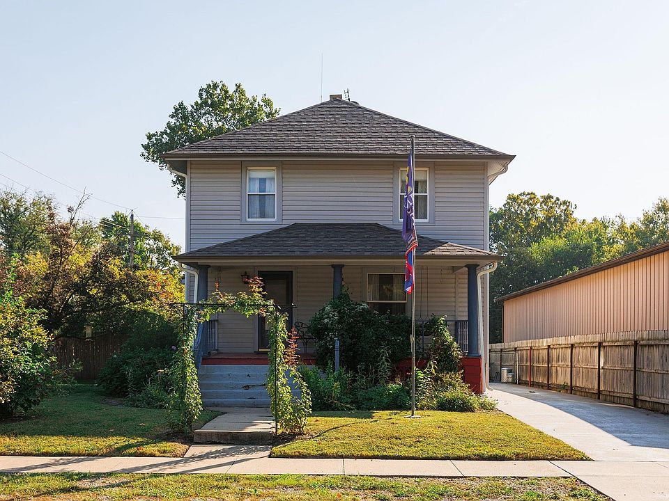502 Orange St, Rossville, KS 66533 Zillow