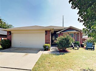 784 Tranquility Ln, Cedar Hill, TX 75104