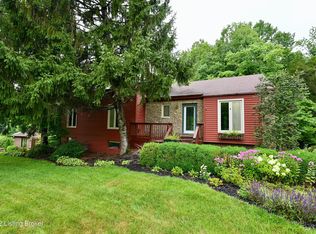 300 Wooded Falls Rd, Middletown, KY 40243