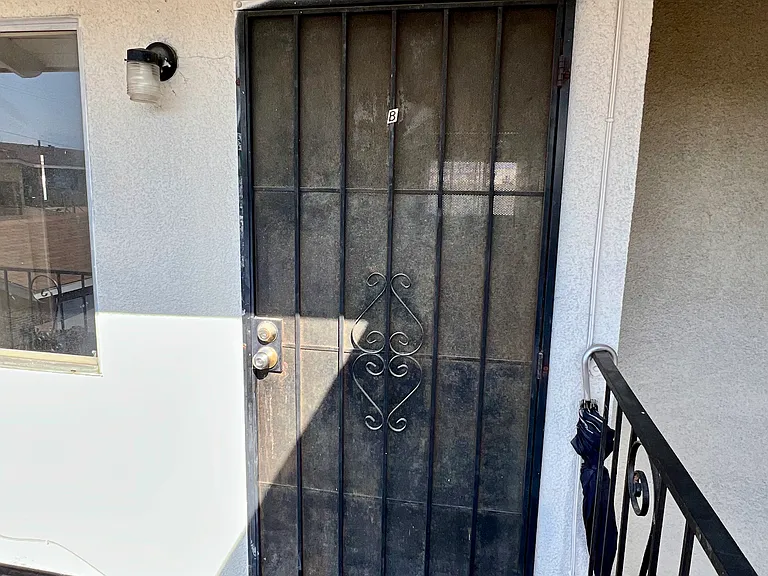 3263 Carlin Ave #B — Photo 2