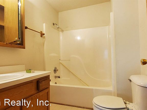3rd image of 2592 N Eagle Ct #5