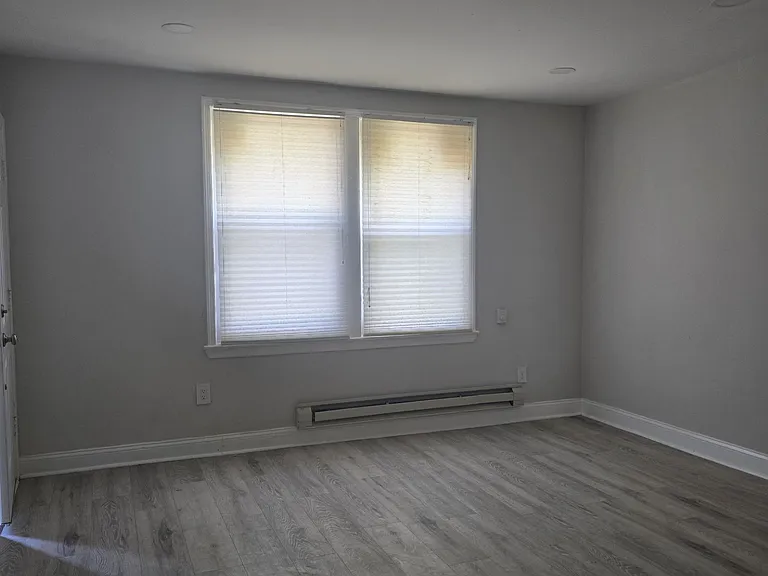 1845 M St NE #1 — Photo 5