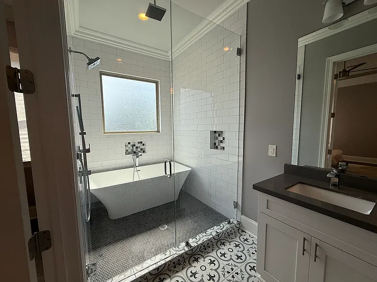 master ensuite bathroom