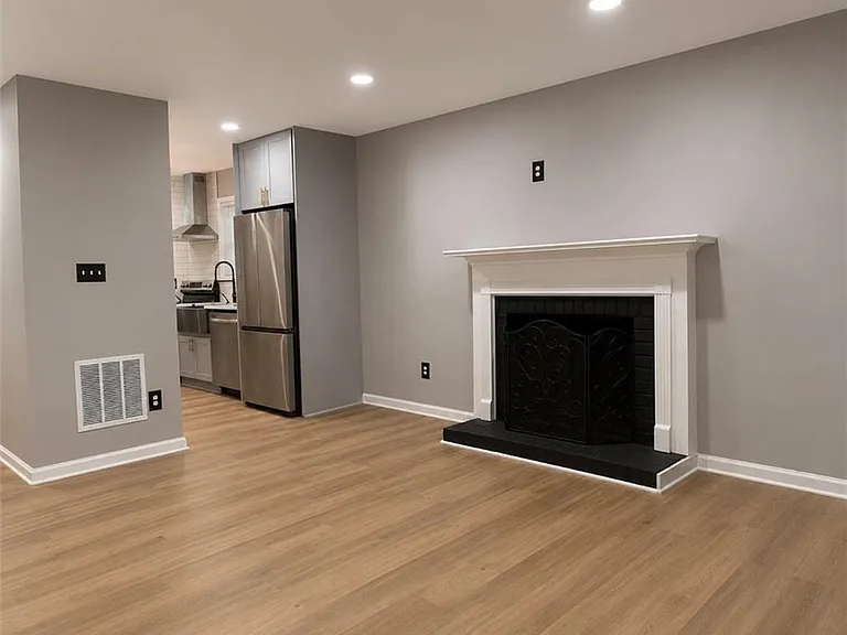 5471 Park Pl S — Photo 7