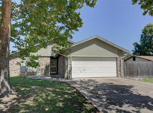 2305 E Fieldstone St, Okmulgee, OK 74447