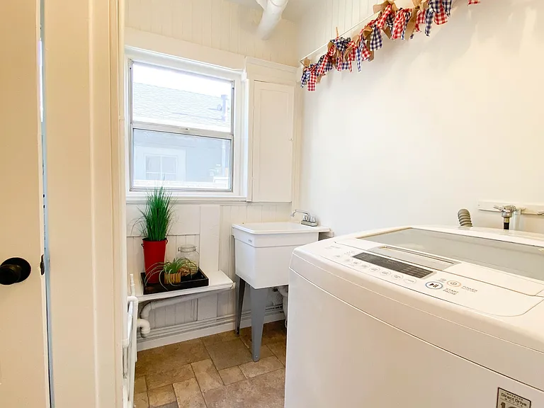 709 N Electric Ave — Photo 12