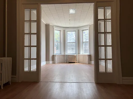 Rented by Yup Realty LLC | media 2