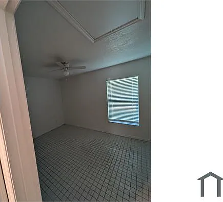 4960 Dundee Ave — Photo 3