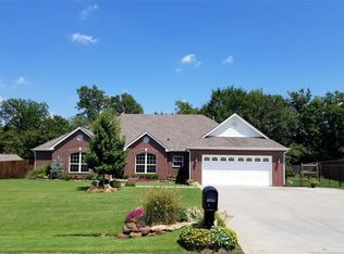 18835 Spring Creek Ln, Claremore, OK 74017