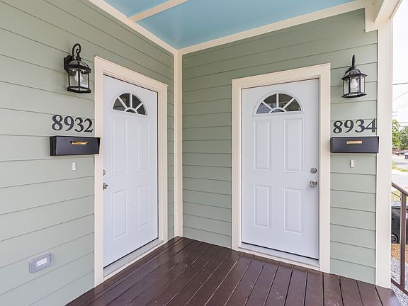 2nd image of 8934 Palm St #8932