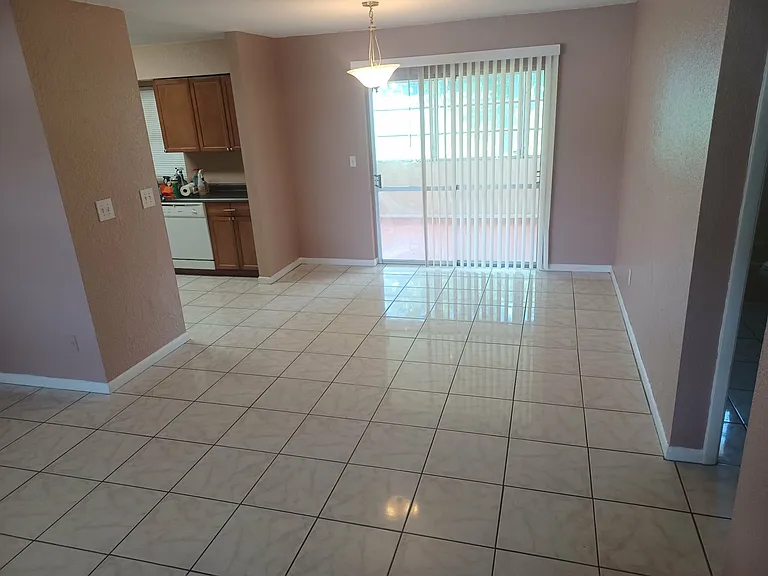 339 Elmwood Ave — Photo 5