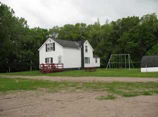 15887 11th St NE, Buxton, ND 58218