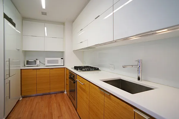 Rented by Level Group | media 20