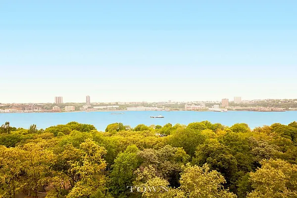 Sold by Town Residential | media 23