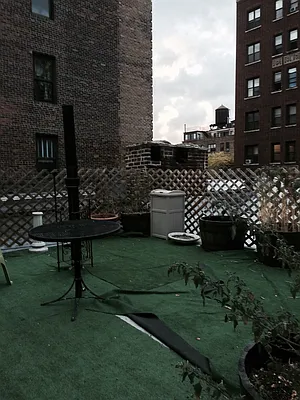 Rented by Upton Realty Group | media 16