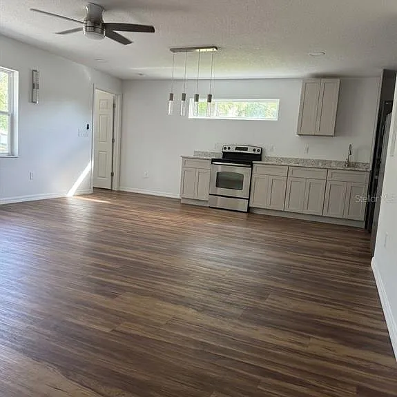 1409 Virginia Ave — Photo 6