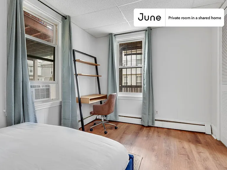 823 Dorchester Ave #C — Photo 2