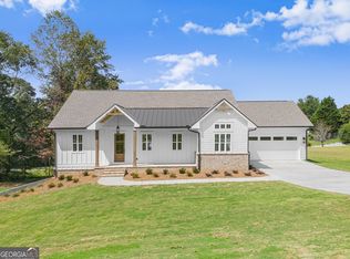 45 Grand View St, Dahlonega, GA 30533