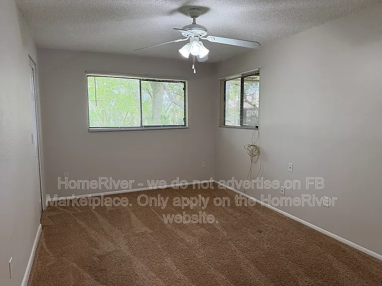 6010 Laketree Ln #H — Photo 11