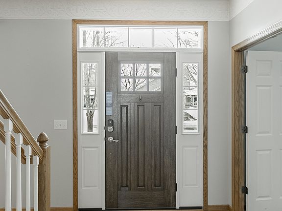 4th image of 19369 Elkridge Trl