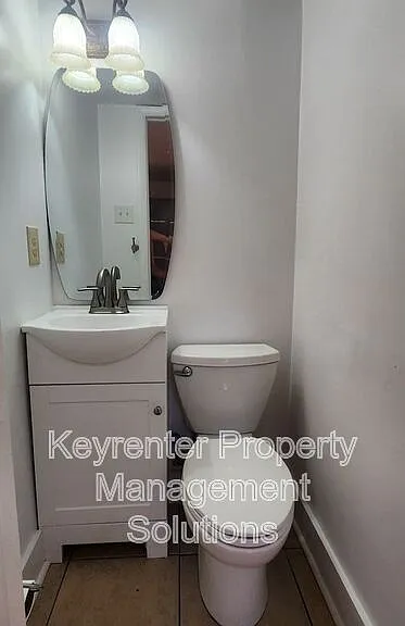 813 Highland Ave — Photo 8