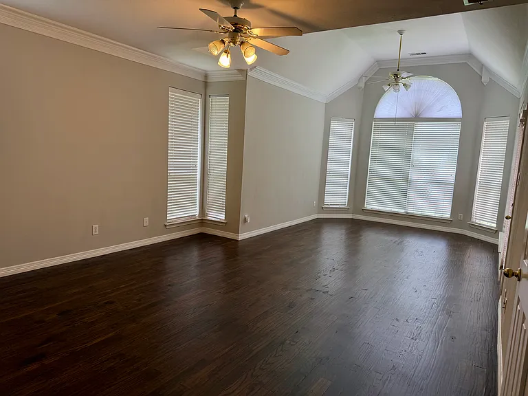 4309 Wingren Dr — Photo 7