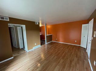 9993 Allen Pointe Dr #71, Allen Park, MI 48101