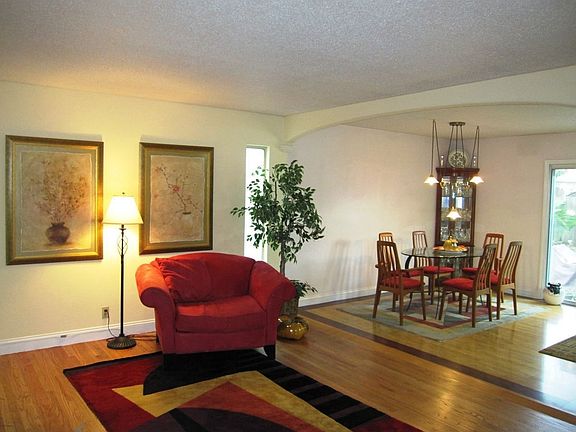 Living & Dining Area