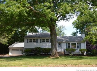 121 Harwood Rd, Waterbury, CT 06706