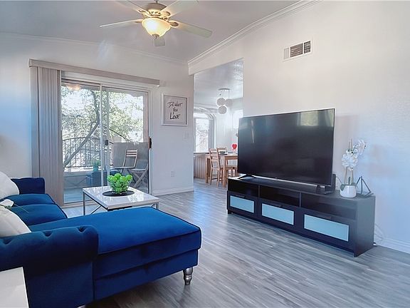 5th image of 4400 S Jones Blvd Unit 2010